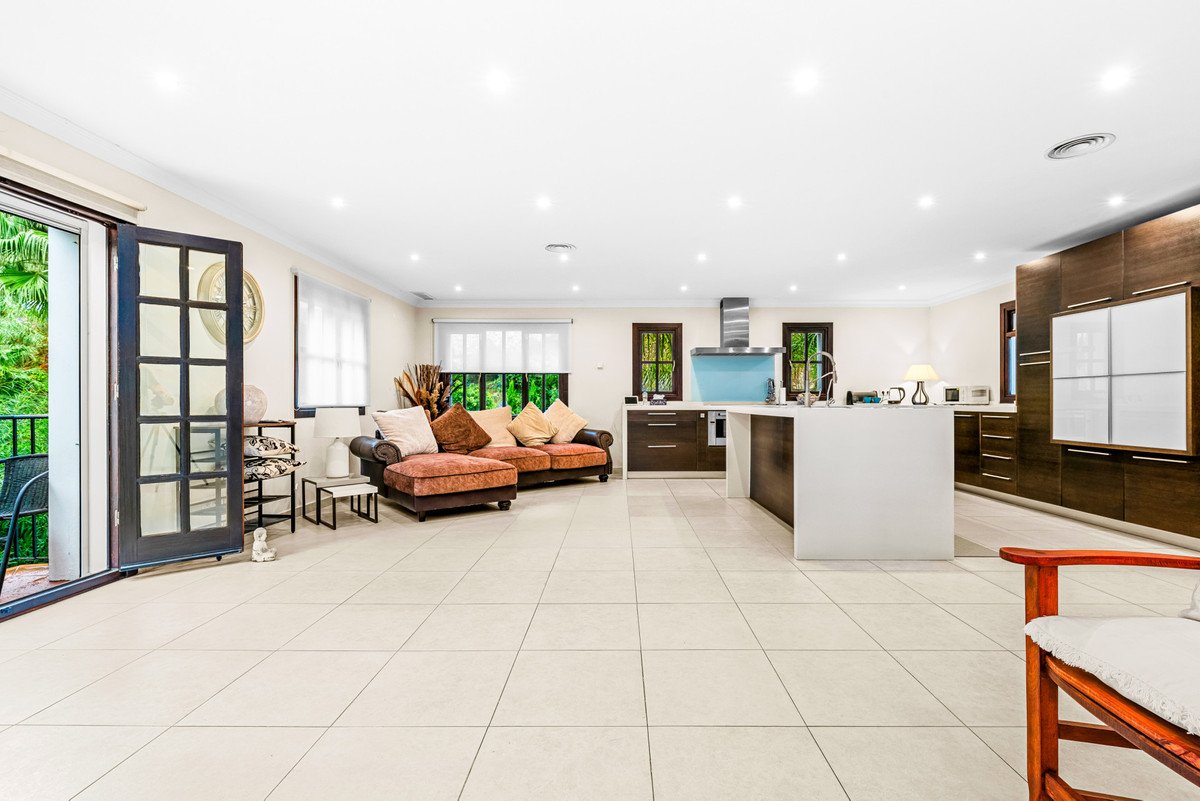 9 Bed Detached Villa in Mijas Costa