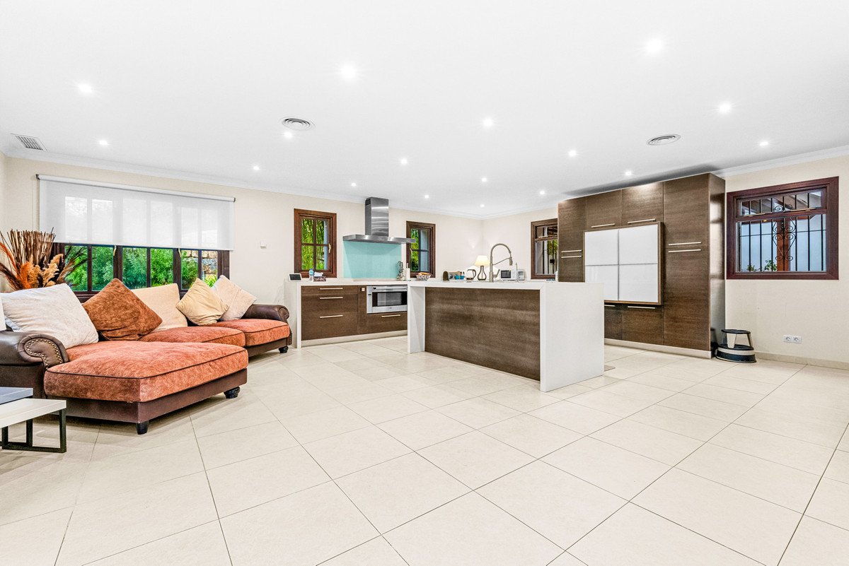 9 Bed Detached Villa in Mijas Costa