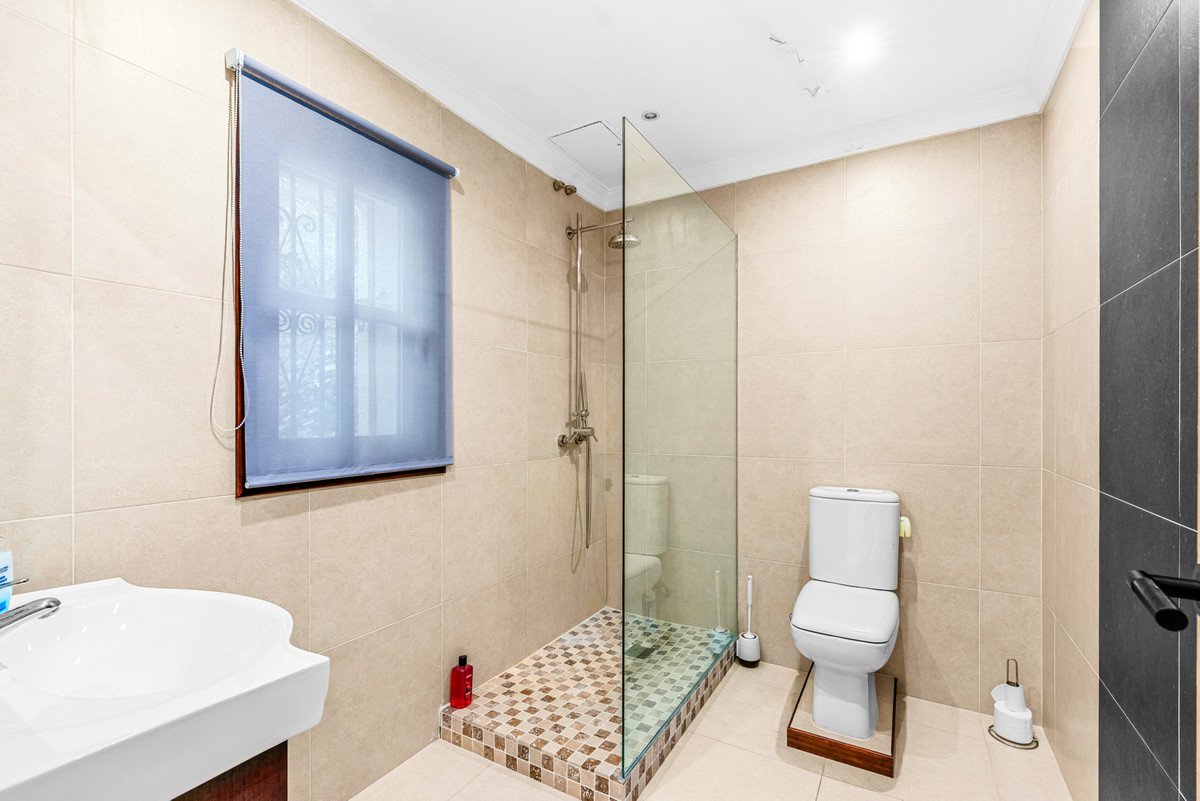 9 Bed Detached Villa in Mijas Costa