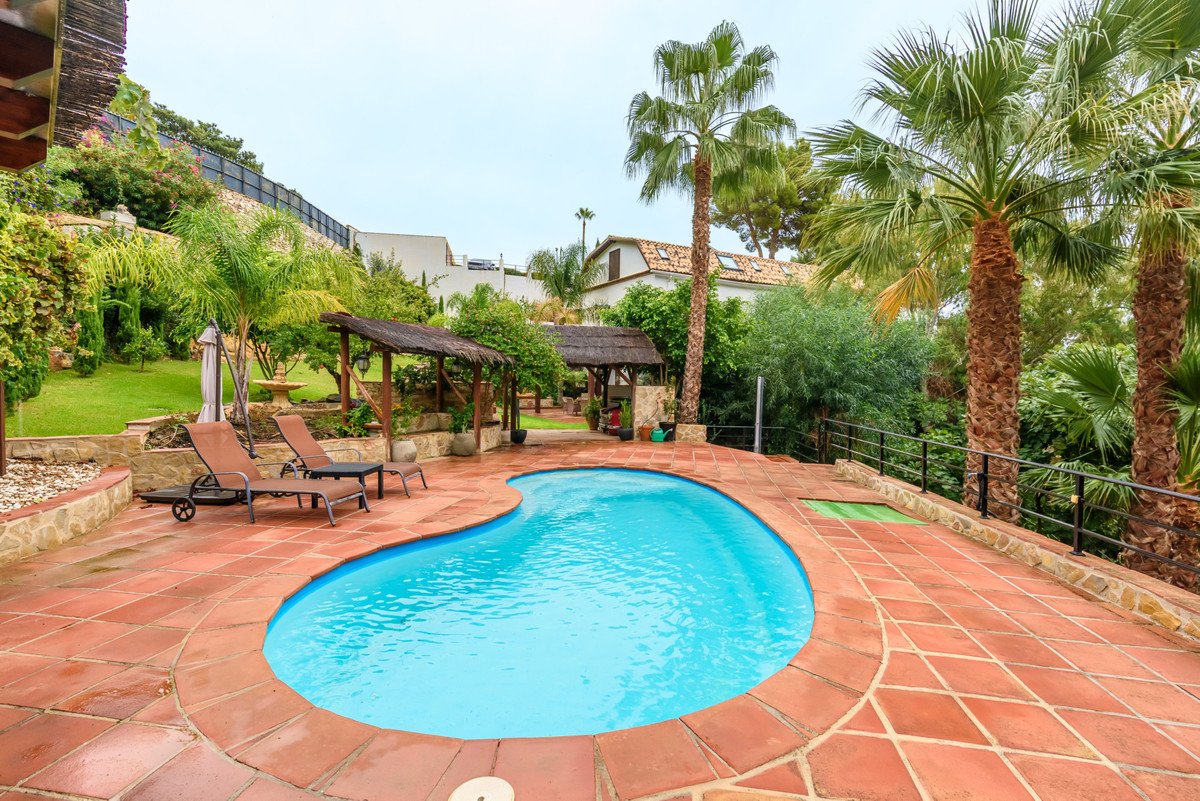9 Bed Detached Villa in Mijas Costa