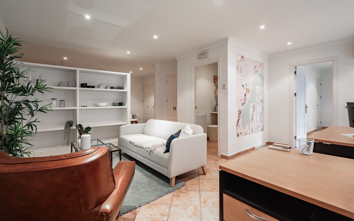 2 Bed Office in San Pedro de Alcántara