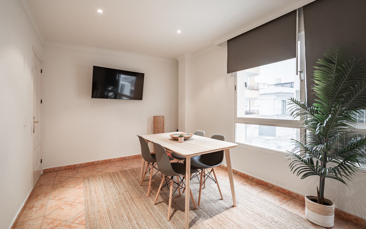 2 Bed Office in San Pedro de Alcántara