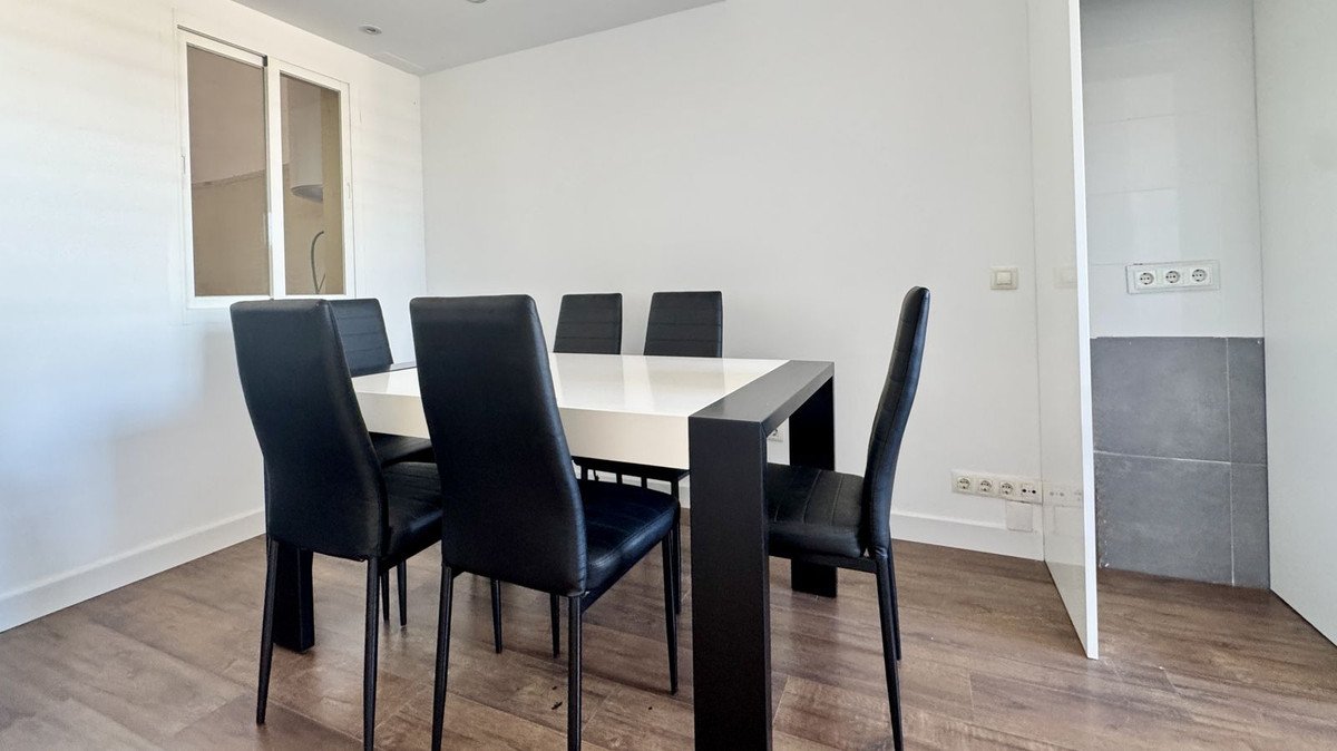 2 Bed Middle Floor Apartment in Fuengirola