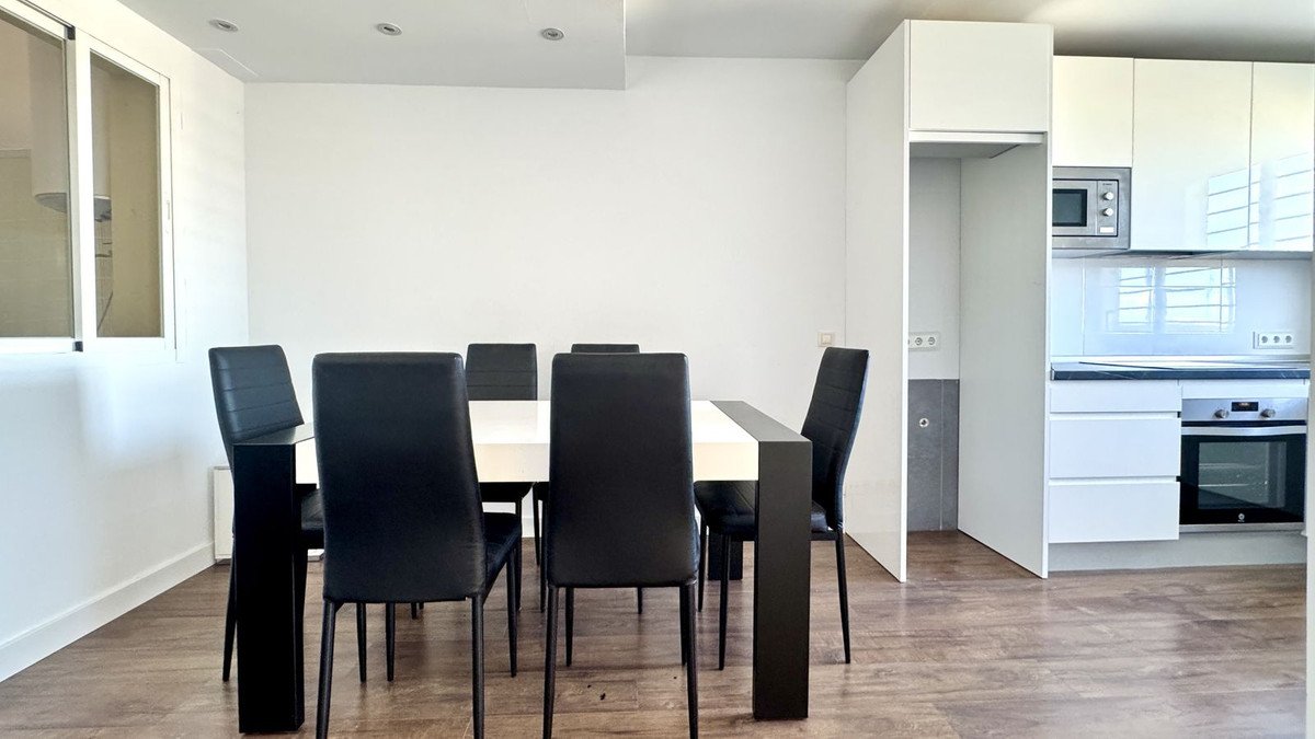 2 Bed Middle Floor Apartment in Fuengirola
