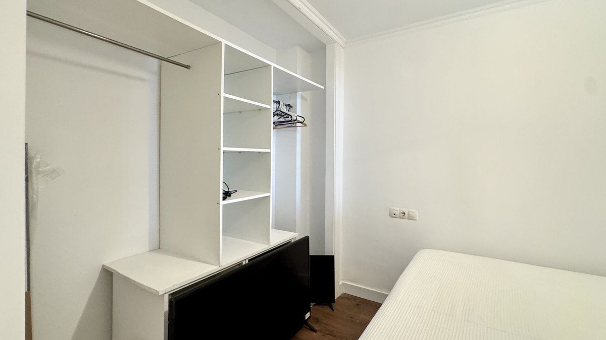 2 Bed Middle Floor Apartment in Fuengirola