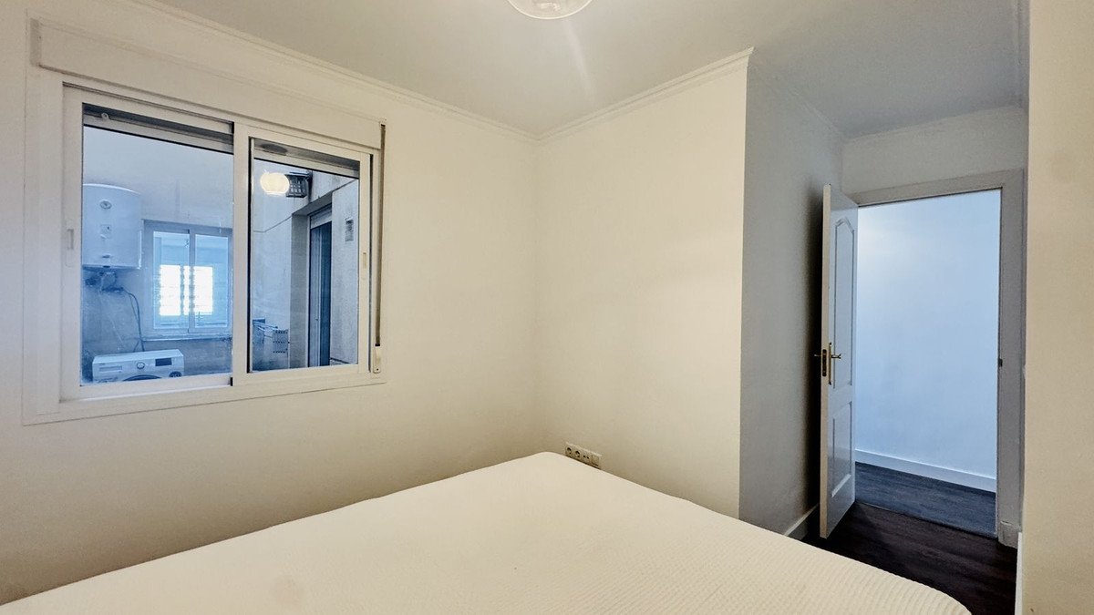 2 Bed Middle Floor Apartment in Fuengirola