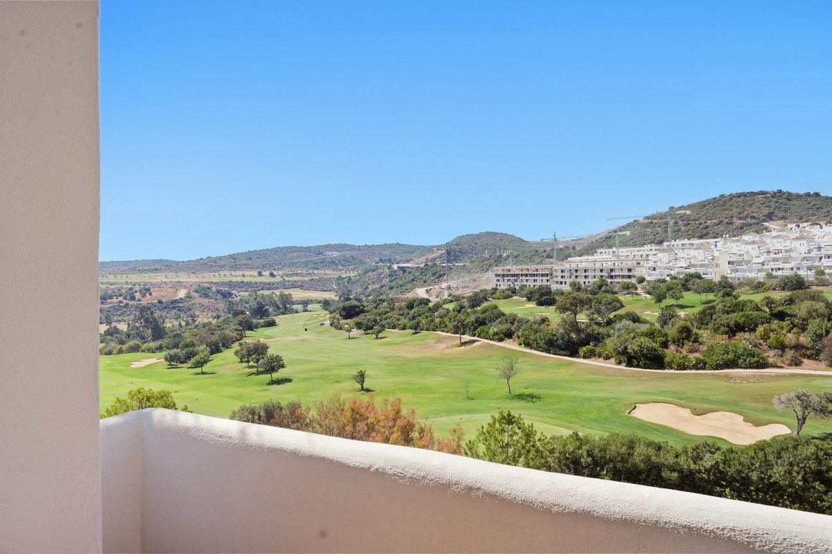2 Bed Ground Floor Apartment in Valle Romano