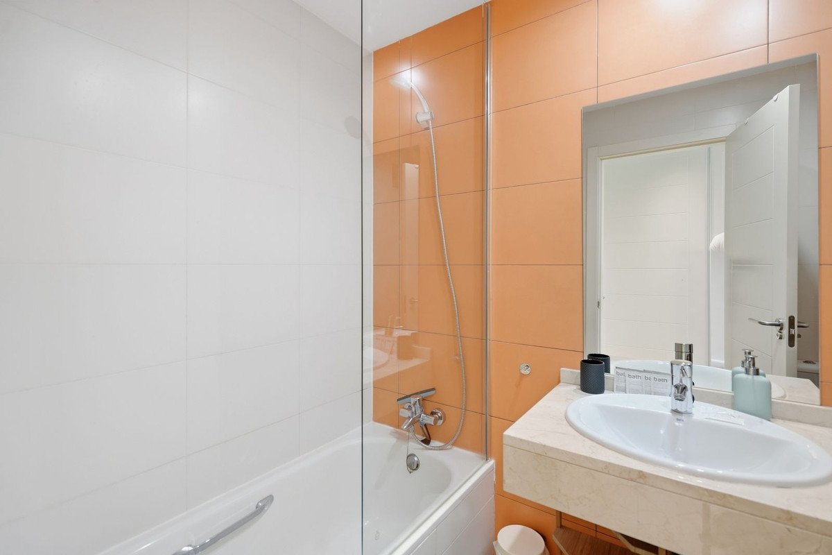 2 Bed Ground Floor Apartment in Valle Romano