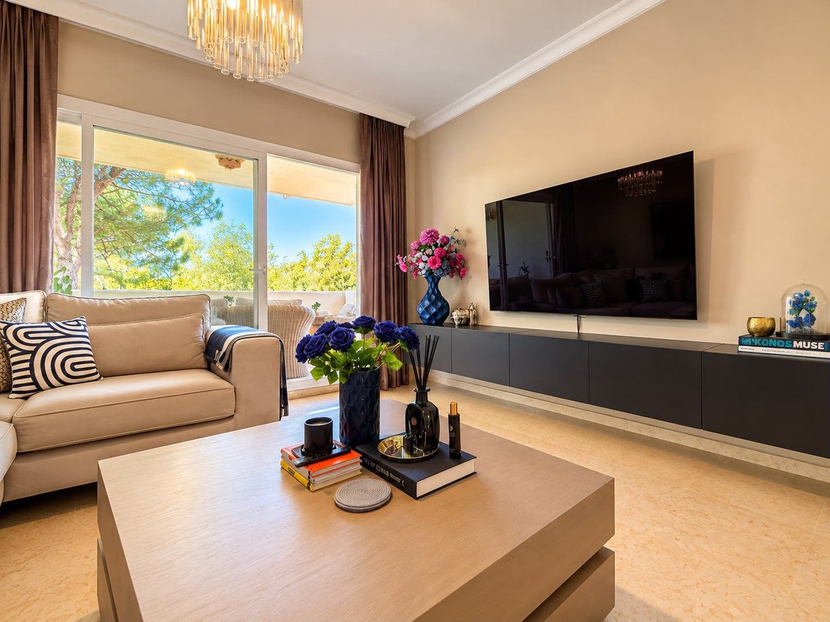 3 Bed Ground Floor Apartment in Marbella