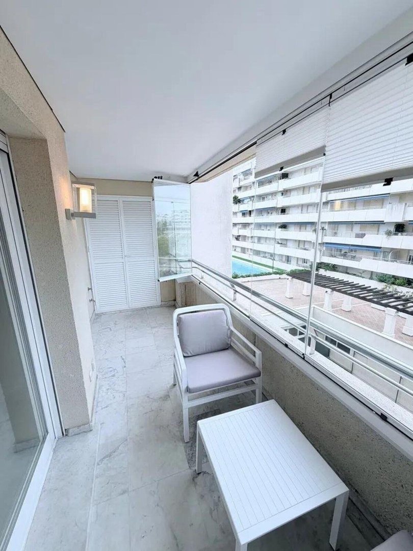1 Bed Middle Floor Apartment in Puerto Banús