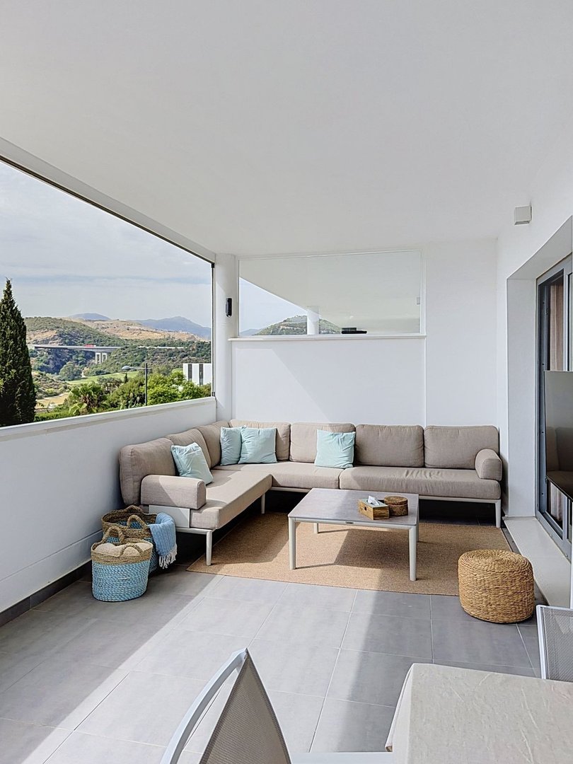 2 Bed Ground Floor Apartment in Estepona