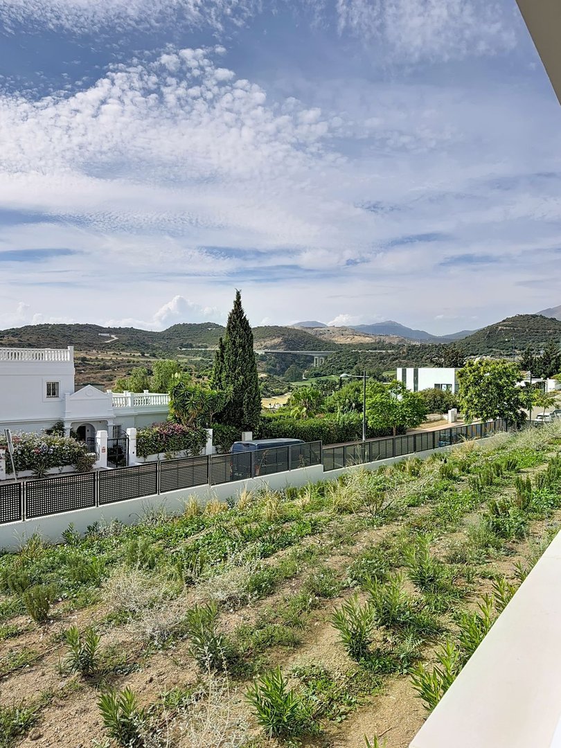 2 Bed Ground Floor Apartment in Estepona