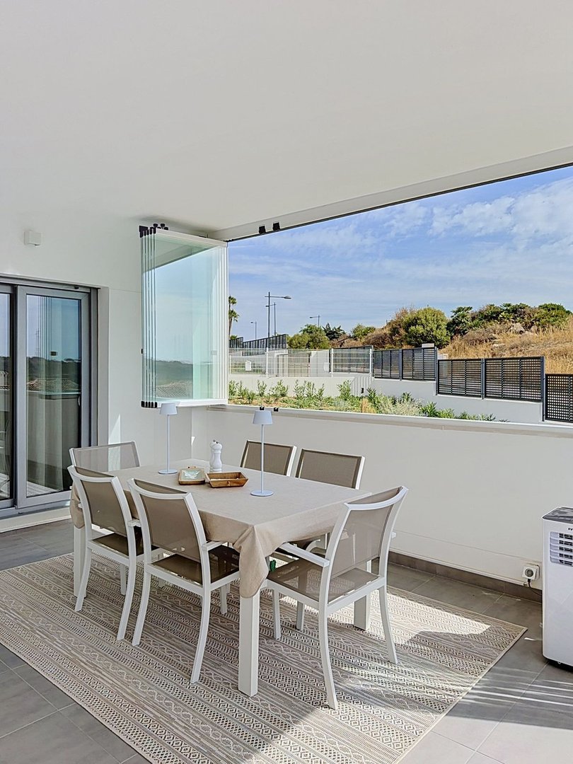 2 Bed Ground Floor Apartment in Estepona
