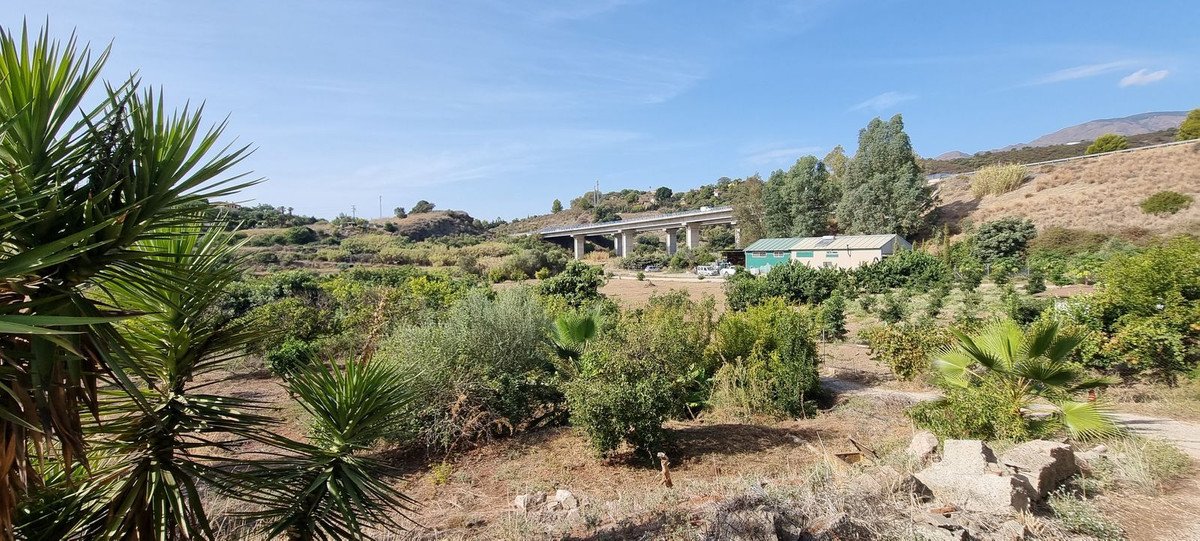 2 Bed Detached Villa in Estepona