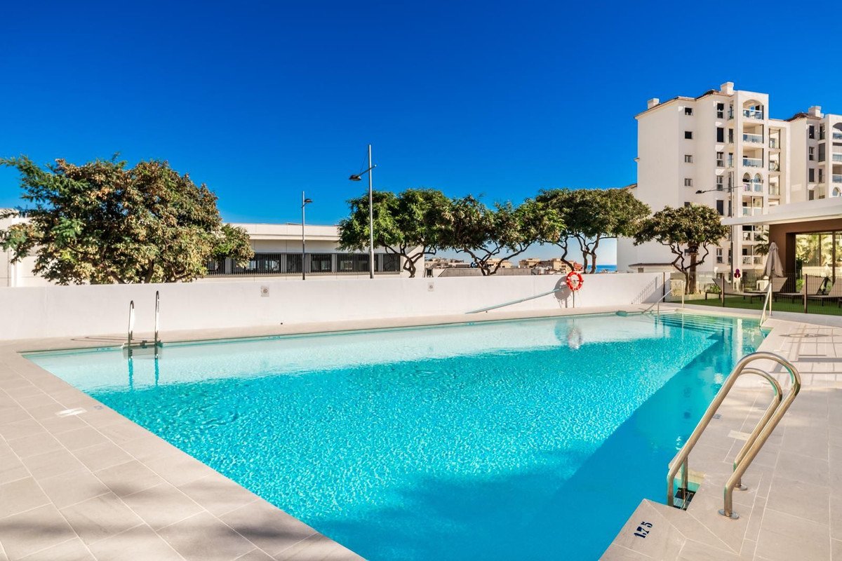 3 Bed Ground Floor Apartment in Estepona