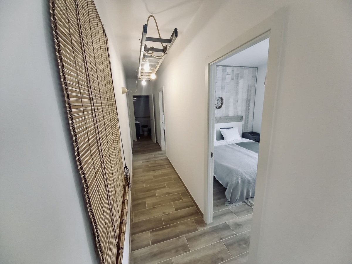 4 Bed Middle Floor Apartment in Fuengirola