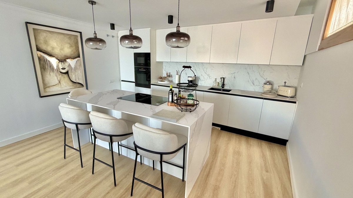 3 Bed Ground Floor Apartment in Marbella