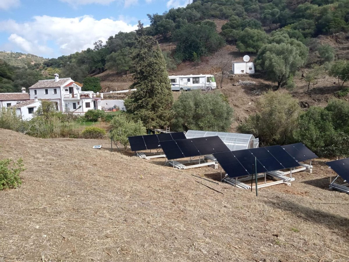 4 Bed Finca - Cortijo in Casares
