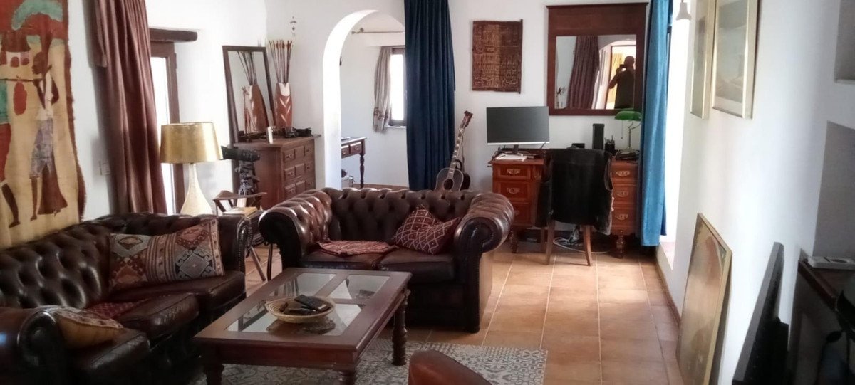 4 Bed Finca - Cortijo in Casares