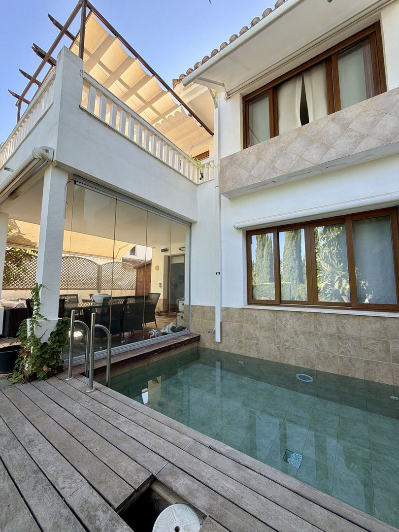 4 Bed Semi-Detached House in Benalmadena