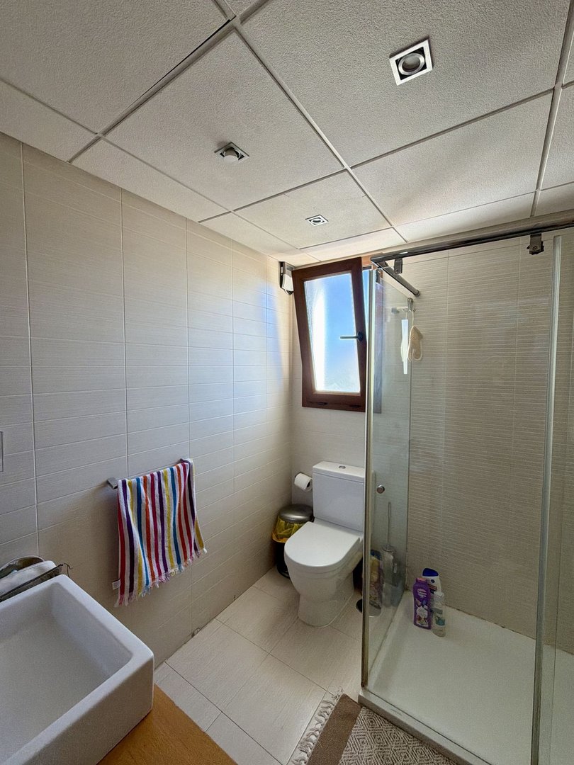 4 Bed Semi-Detached House in Benalmadena
