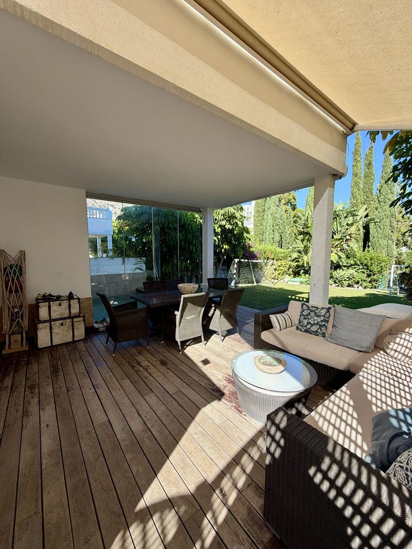 4 Bed Semi-Detached House in Benalmadena