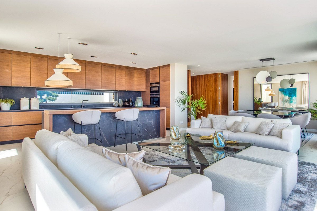 3 Bed Ground Floor Apartment in El Paraiso