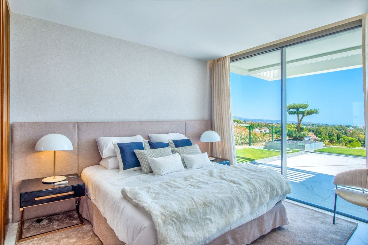 3 Bed Ground Floor Apartment in El Paraiso