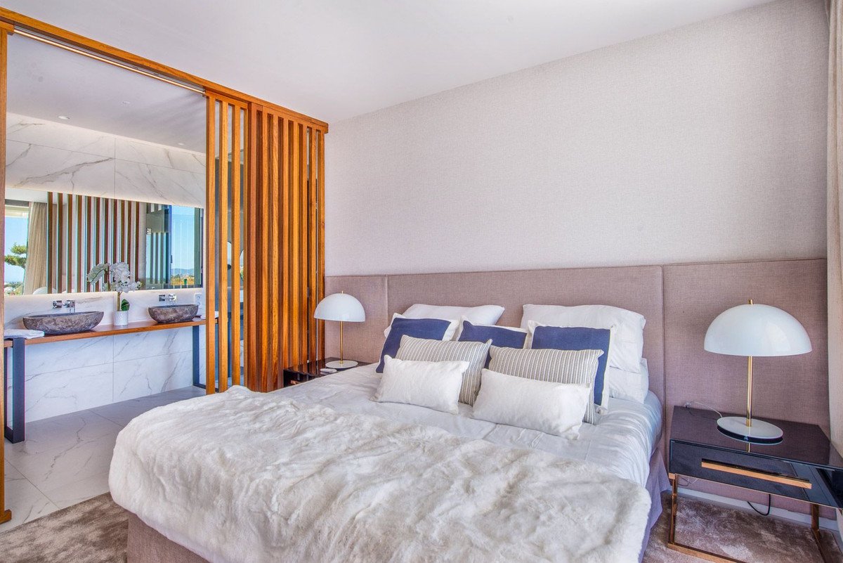 3 Bed Ground Floor Apartment in El Paraiso