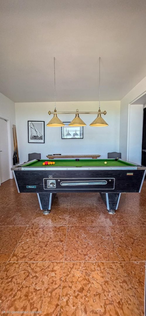 5 Bed Detached Villa in Sotogrande