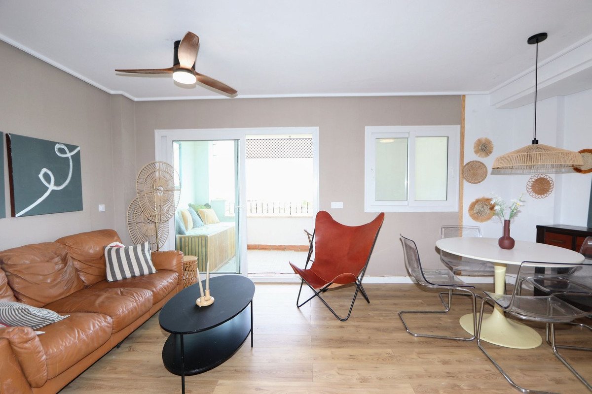2 Bed Middle Floor Apartment in Hacienda Riquelme