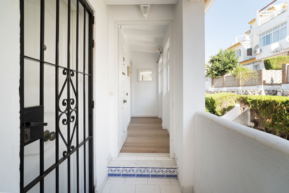 1 Bed Top Floor Apartment in Benalmadena Costa