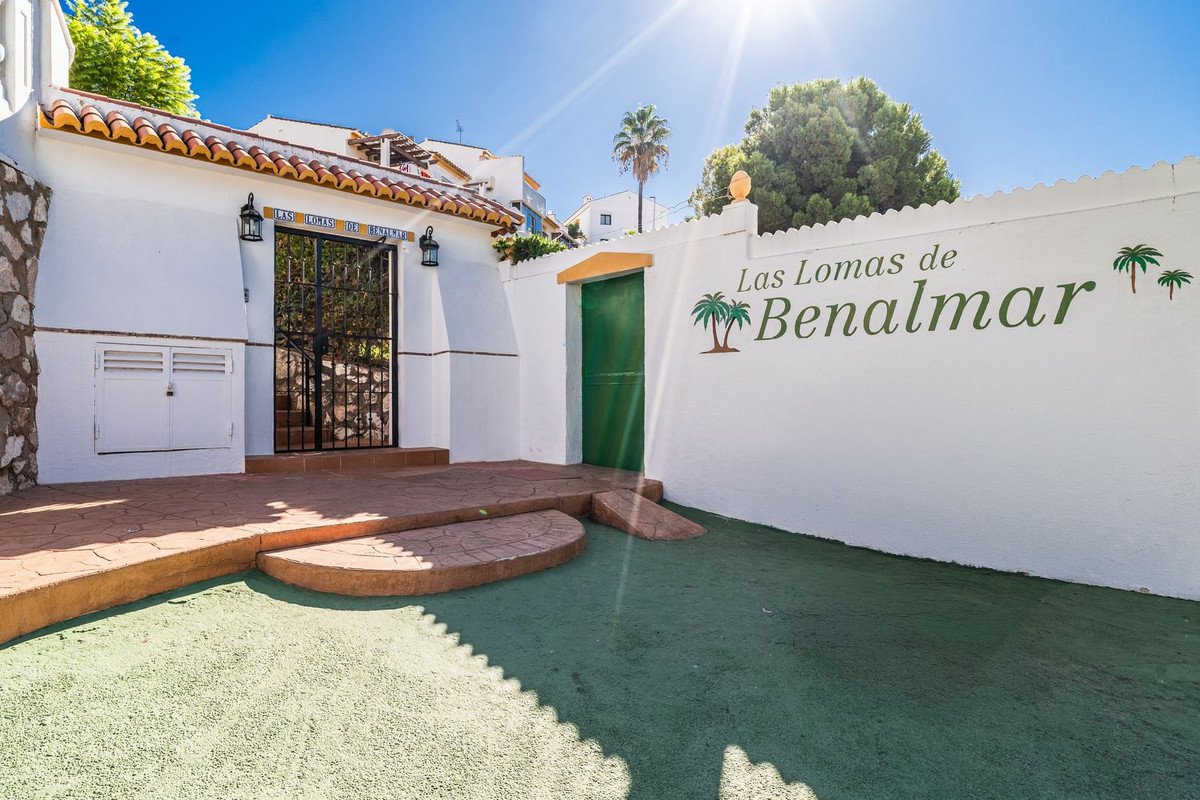 1 Bed Top Floor Apartment in Benalmadena Costa