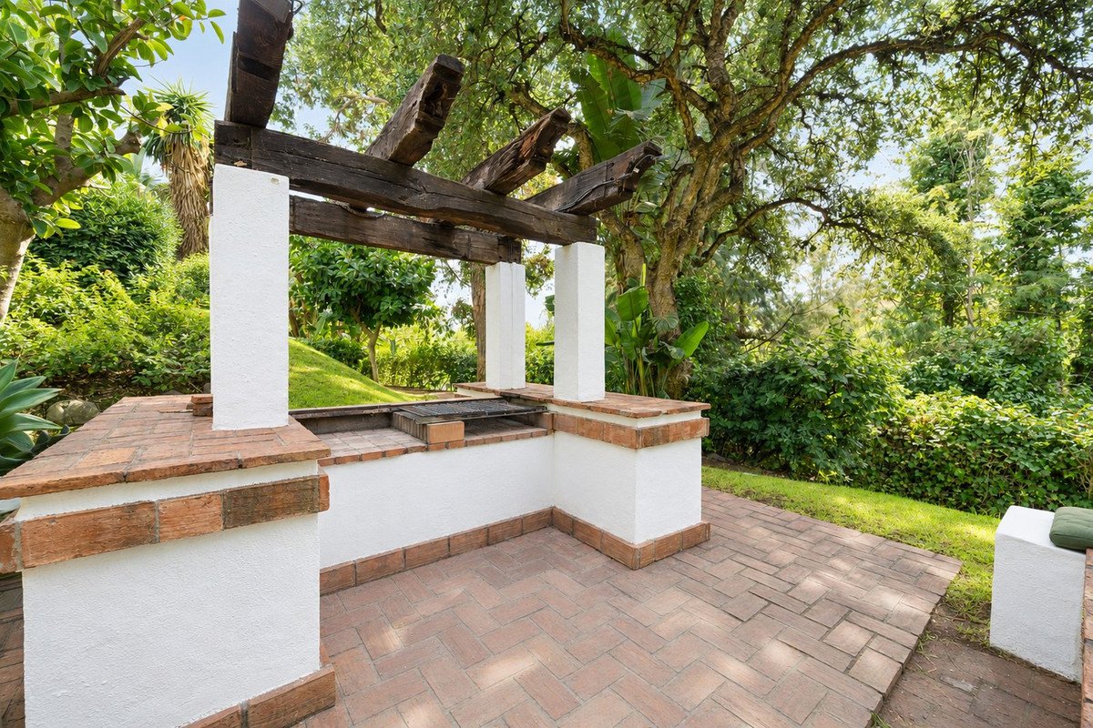 2 Bed Penthouse in Reserva de Marbella