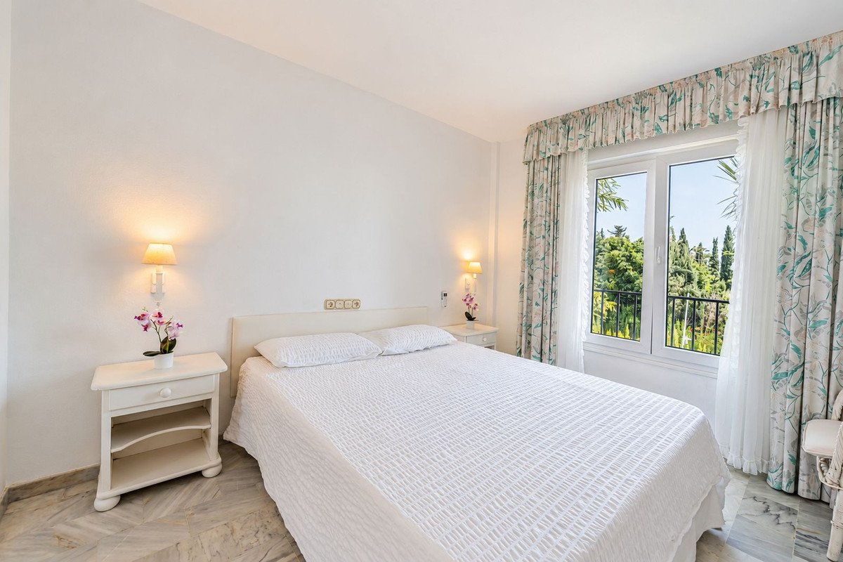 2 Bed Penthouse in Reserva de Marbella