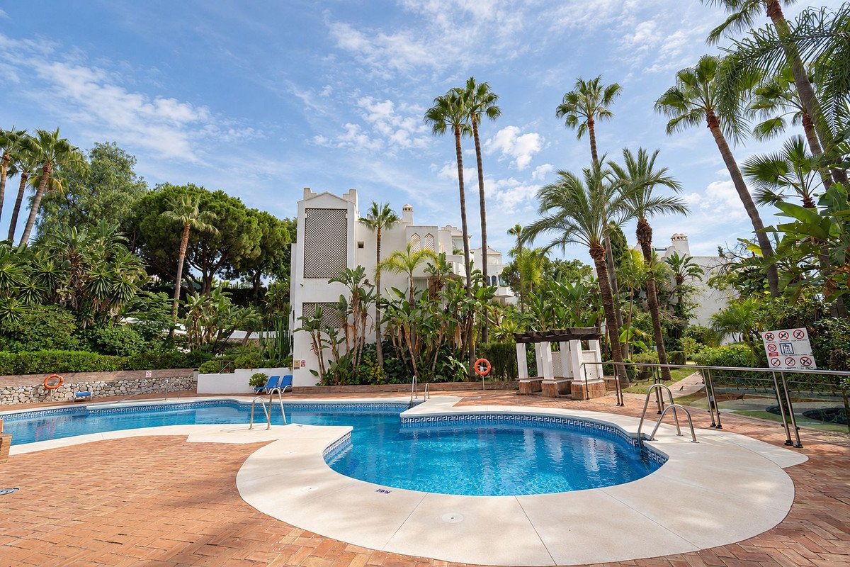 2 Bed Penthouse in Reserva de Marbella