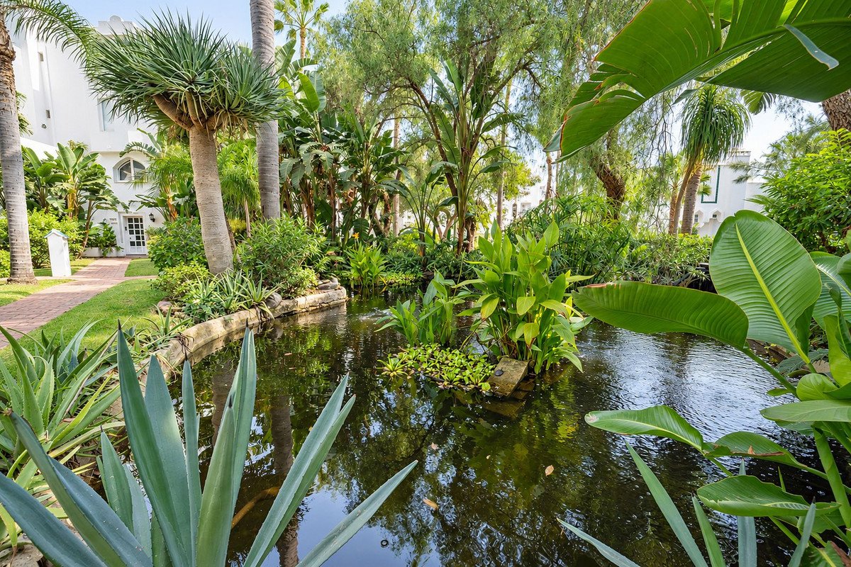 2 Bed Penthouse in Reserva de Marbella