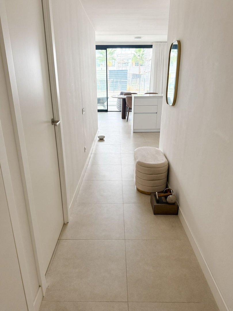 1 Bed Middle Floor Apartment in Selwo