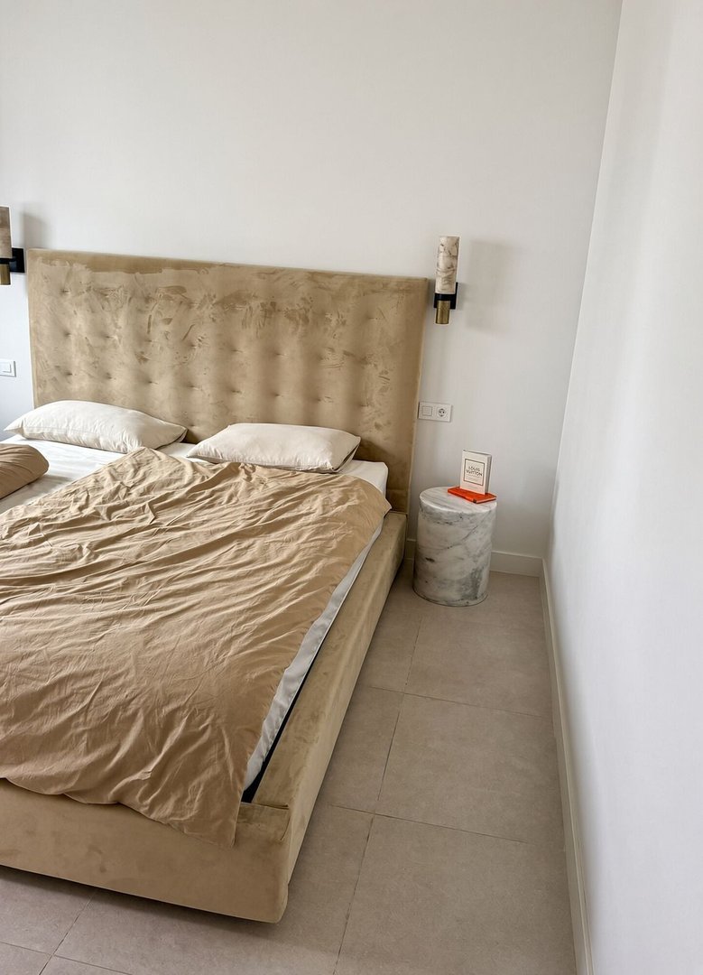 1 Bed Middle Floor Apartment in Selwo