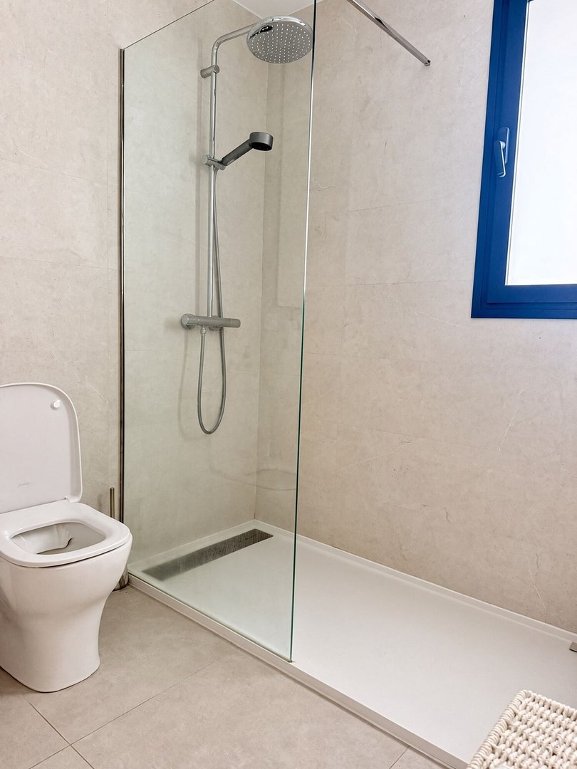 1 Bed Middle Floor Apartment in Selwo