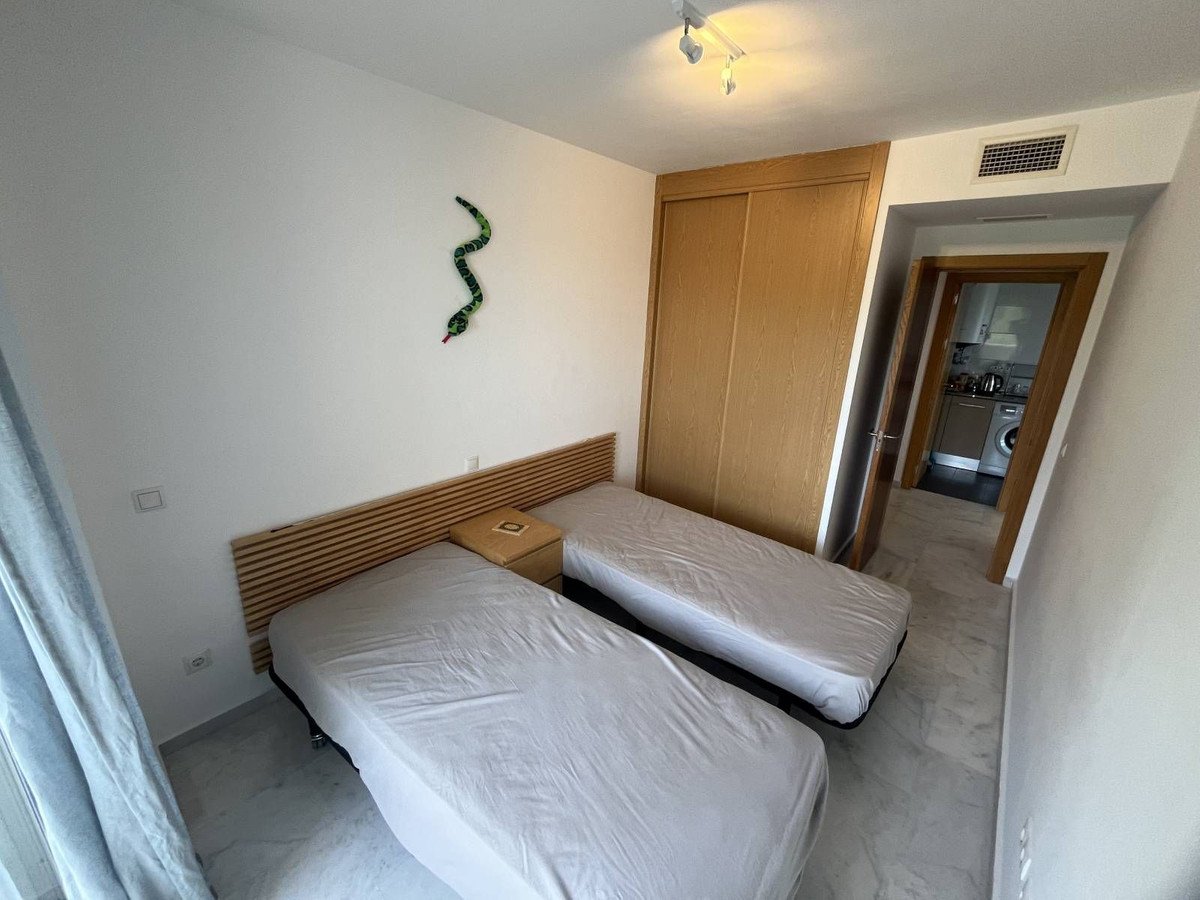 3 Bed Middle Floor Apartment in Riviera del Sol