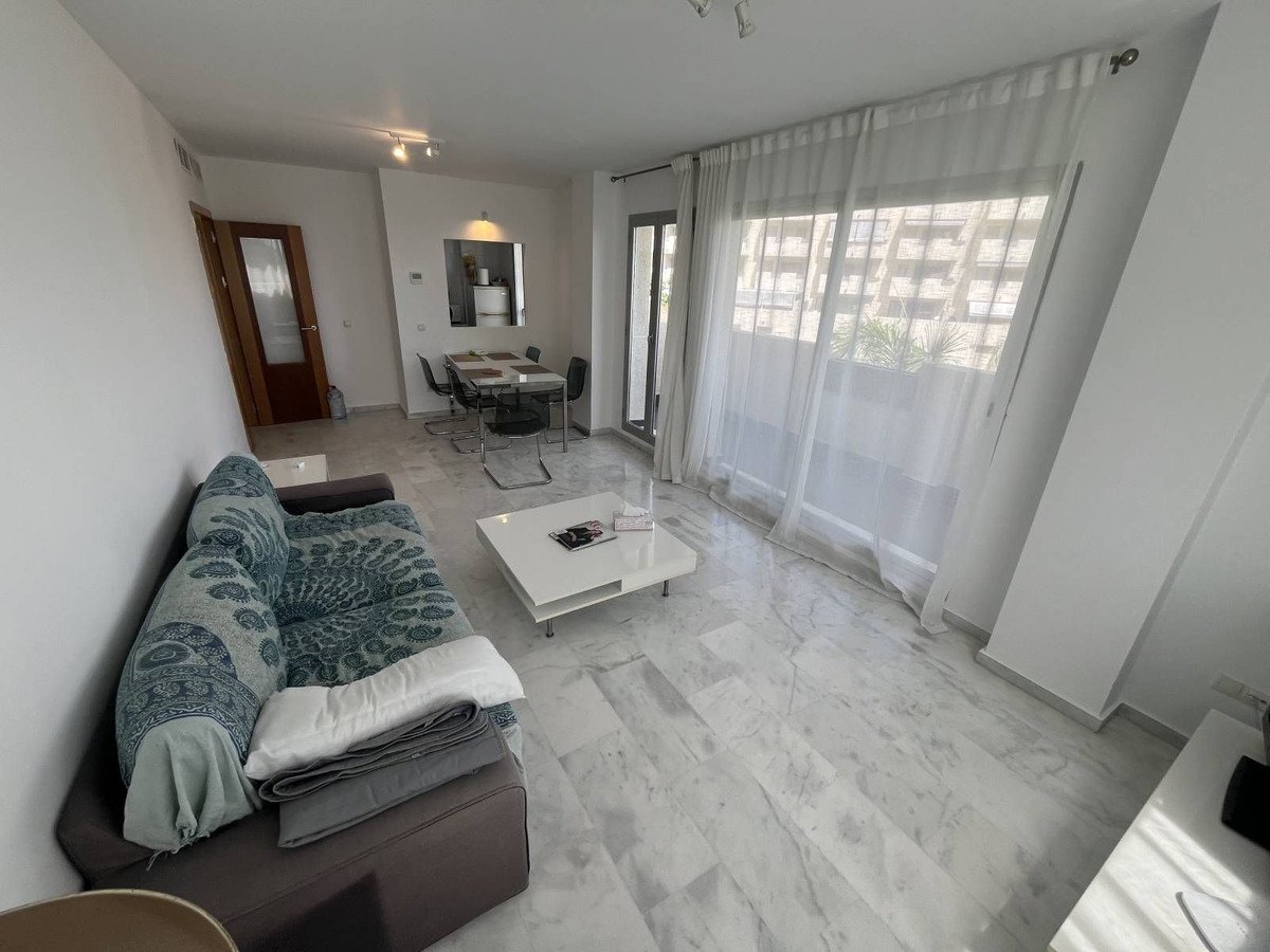 3 Bed Middle Floor Apartment in Riviera del Sol