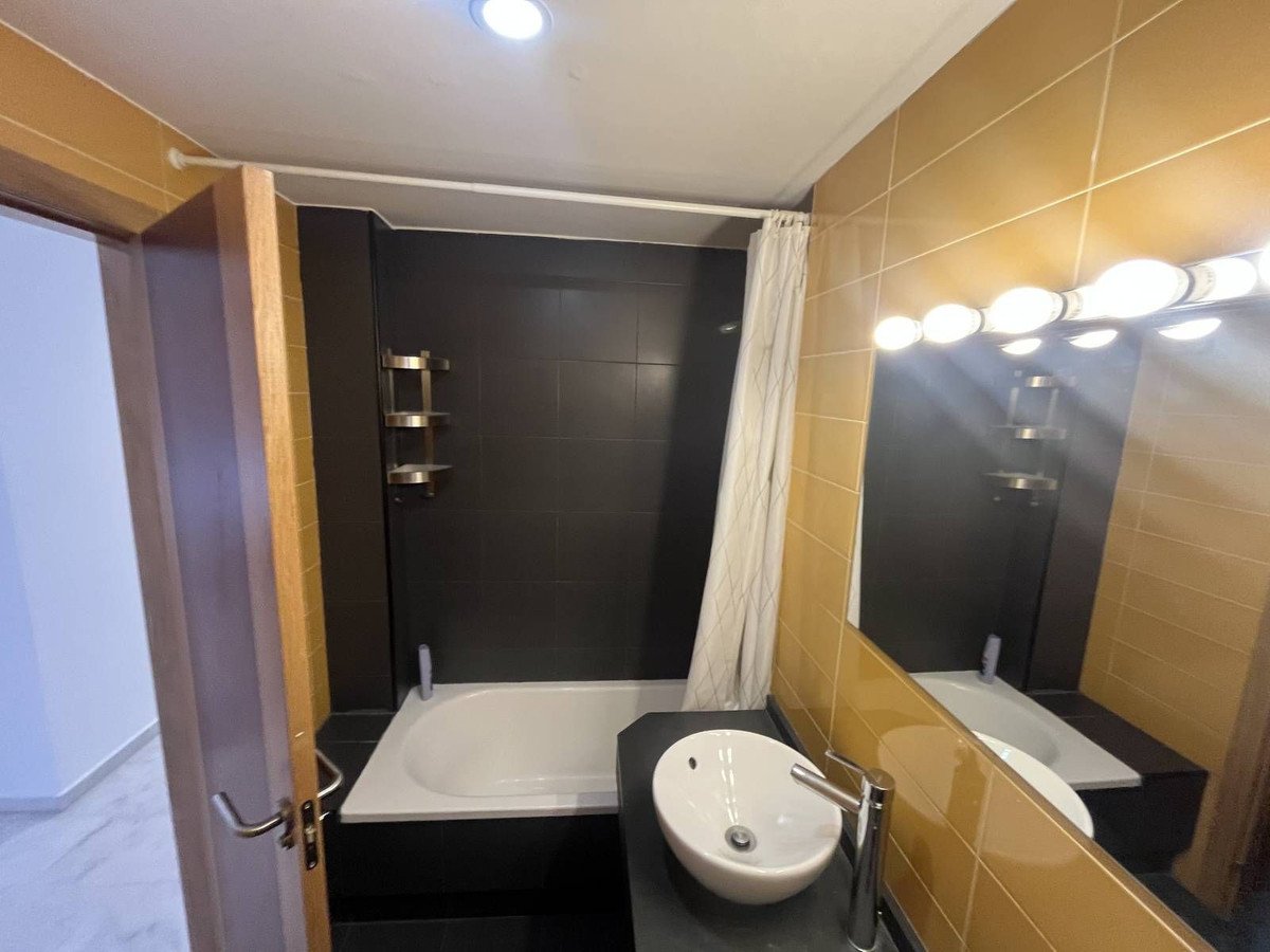 3 Bed Middle Floor Apartment in Riviera del Sol