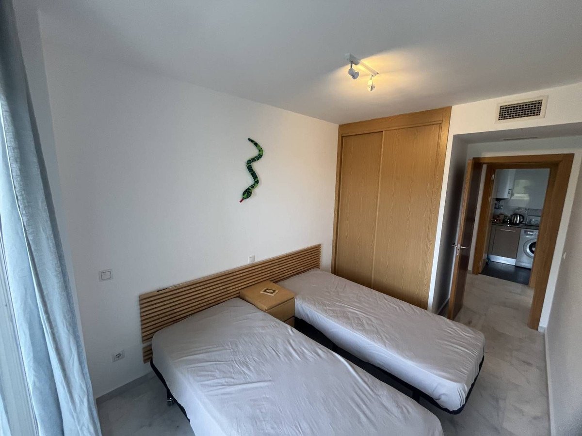 3 Bed Middle Floor Apartment in Riviera del Sol