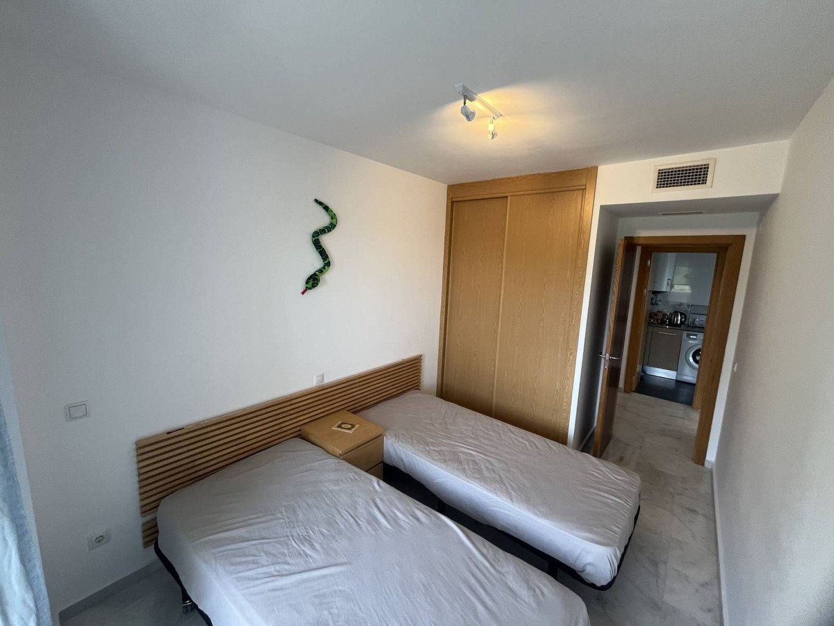 3 Bed Middle Floor Apartment in Riviera del Sol