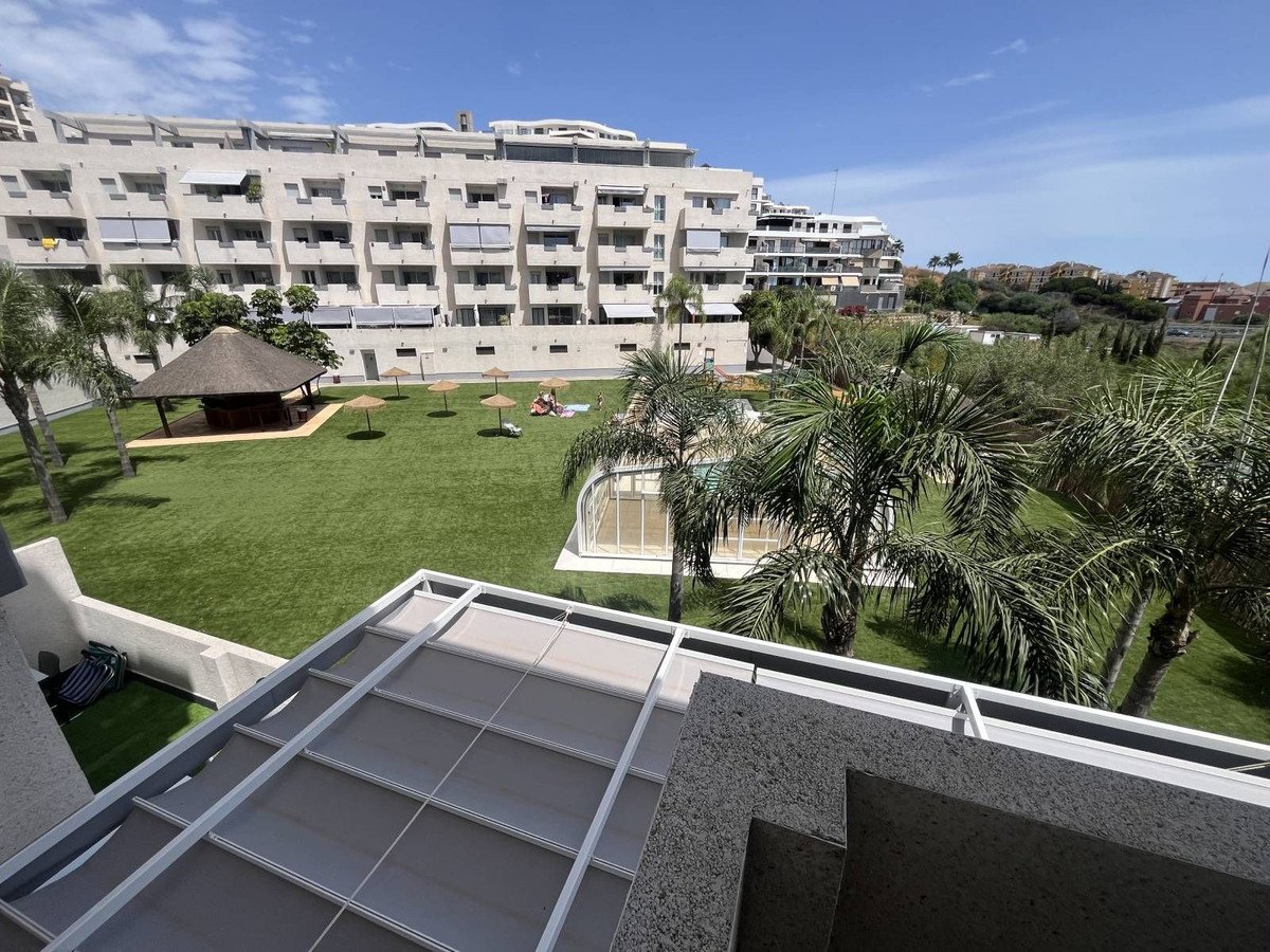 3 Bed Middle Floor Apartment in Riviera del Sol