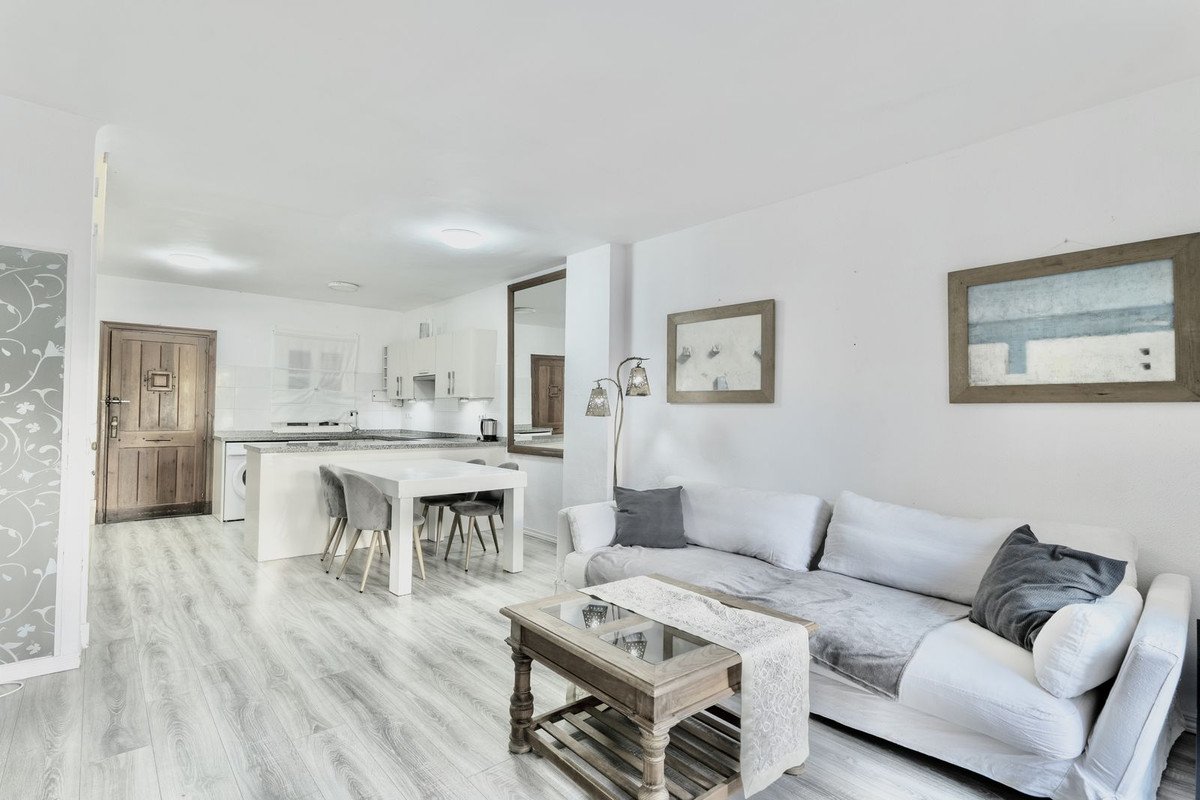2 Bed Duplex in Cancelada