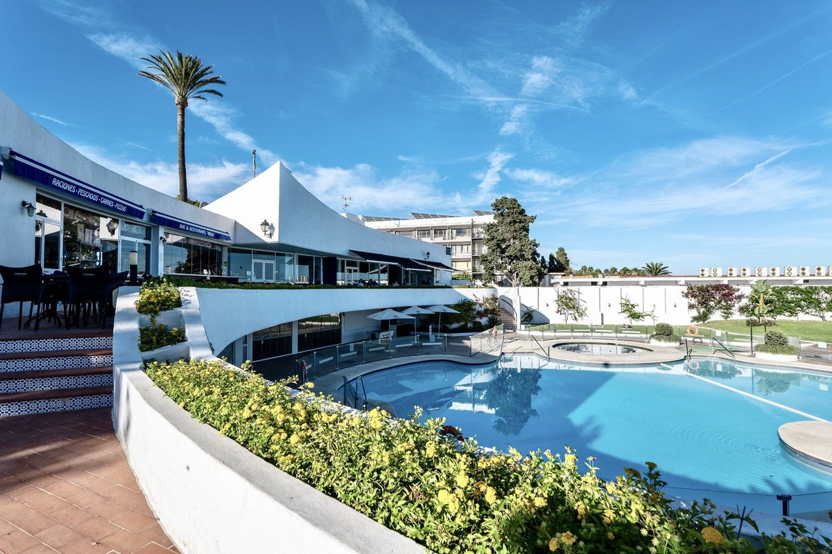 2 Bed Duplex in Cancelada