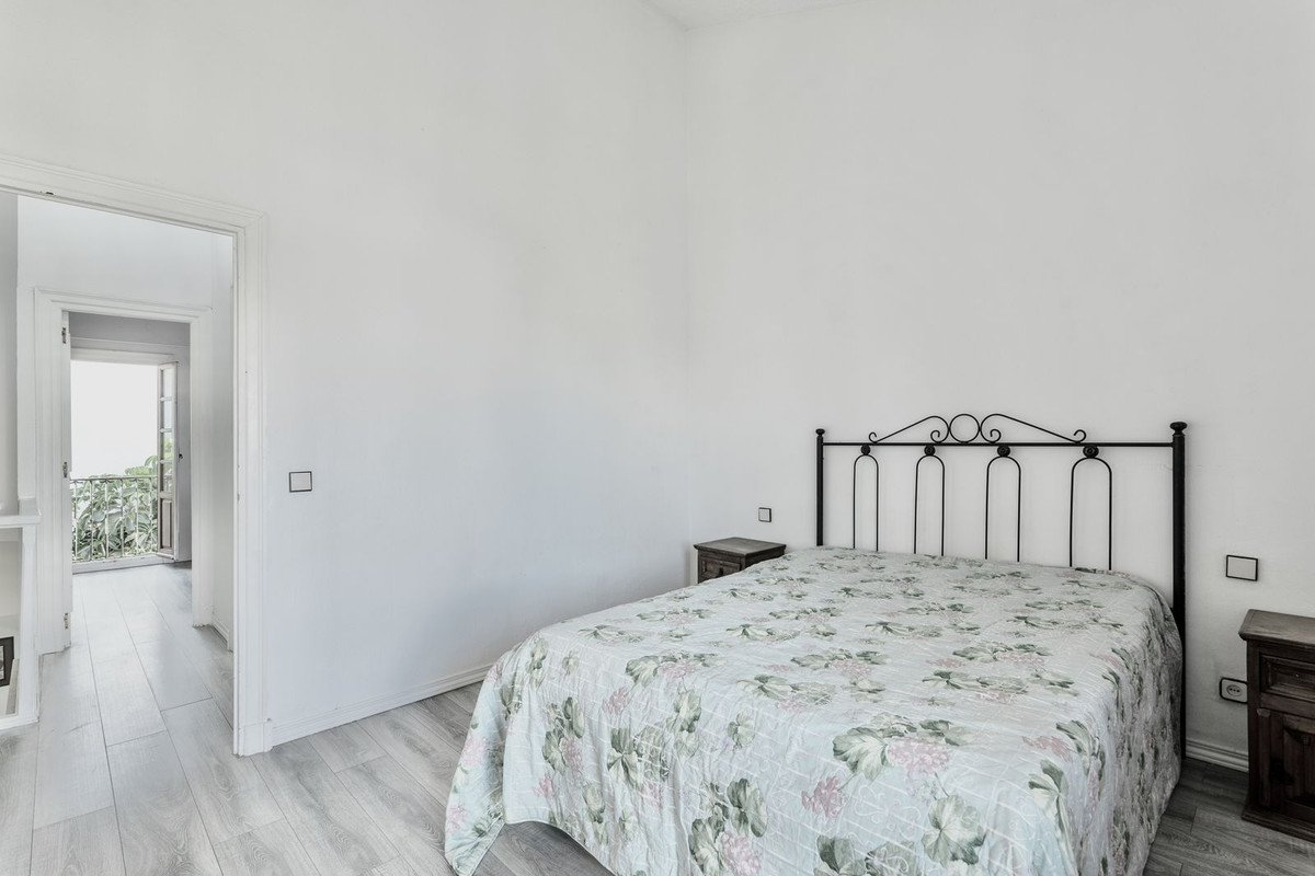 2 Bed Duplex in Cancelada