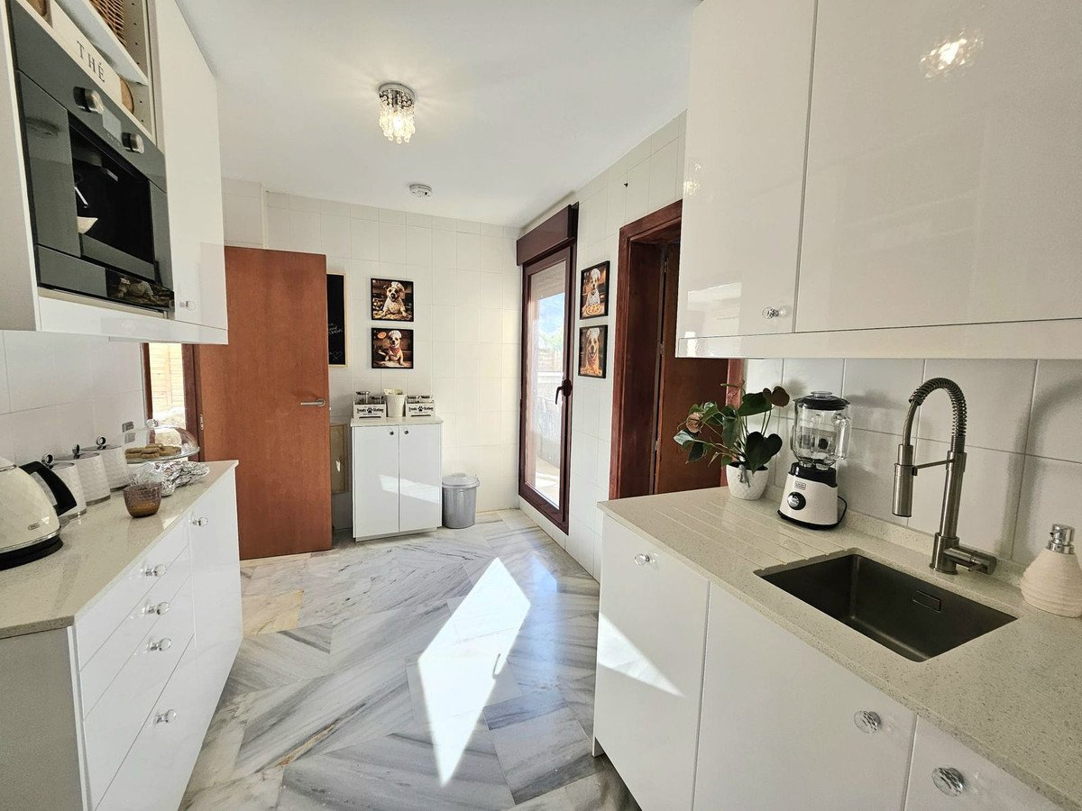 3 Bed Detached Villa in Benahavís